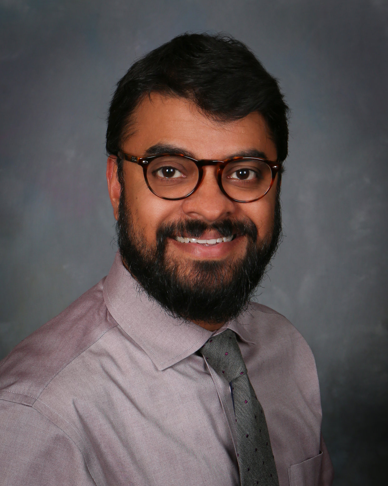 Photo of Dr. Zeeshan Faruqui