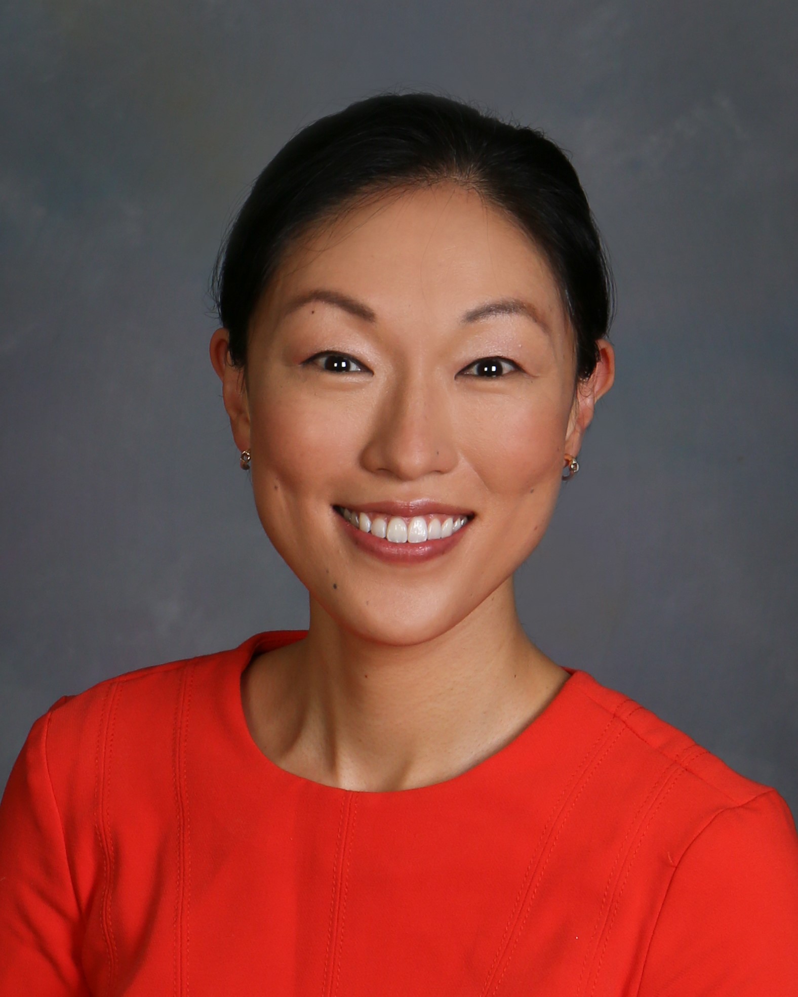 Photo of Dr. Jessica Lee
